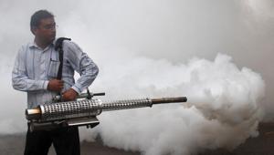 Tamil Nadu’s public health system is overwhelmed as the number of people suffering from the viral infection that is spread by the bite of the Aedes Aegypti mosquito is increasing.(Reuters/ Representational Photo) Tamil Nadu’s public health system is overwhelmed as the number of people suffering from the viral infection that is spread by the bite of the Aedes Aegypti mosquito is increasing.(Reuters/ Representational Photo)