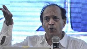 Author Vikram Seth during a session on the second day of the Khushwant Singh Literary Festival in Kasauli on Saturday.(Ravi Kumar/HT) Author Vikram Seth during a session on the second day of the Khushwant Singh Literary Festival in Kasauli on Saturday.(Ravi Kumar/HT)