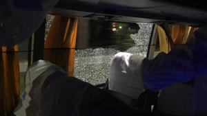 The Australian cricket team bus was attacked in Guwahati on Tuesday night. Australia had beaten India to level the T20 series 1-1.(Aaron Finch/Twitter) The Australian cricket team bus was attacked in Guwahati on Tuesday night. Australia had beaten India to level the T20 series 1-1.(Aaron Finch/Twitter)