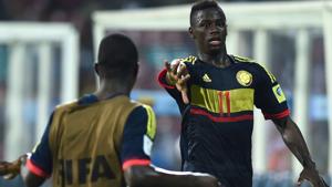 Juan Penaloza (R) of Colombia national football team celebrates after scoring against Colombia national football team in their FIFA U-17 World Cup match at the DY Patil stadium in Navi Mumbai on Thursday. Get full-time score and highlights of USA vs Colombia match here.(AFP) Juan Penaloza (R) of Colombia national football team celebrates after scoring against Colombia national football team in their FIFA U-17 World Cup match at the DY Patil stadium in Navi Mumbai on Thursday. Get full-time score and highlights of USA vs Colombia match here.(AFP)