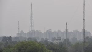 Air quality index of the Central Pollution Control Board on Friday marked Gurgaon air as ‘ very poor’. But the skyline was relatively clearer than last year.(Sanjeev Verma/HT PHOTO) Air quality index of the Central Pollution Control Board on Friday marked Gurgaon air as ‘ very poor’. But the skyline was relatively clearer than last year.(Sanjeev Verma/HT PHOTO)
