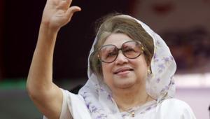 Bangladesh Nationalist Party (BNP) chairperson Begum Khaleda Zia waves to activists as she arrives for a rally in Dhaka in this file picture taken January 20, 2014.(Reuters) Bangladesh Nationalist Party (BNP) chairperson Begum Khaleda Zia waves to activists as she arrives for a rally in Dhaka in this file picture taken January 20, 2014.(Reuters)