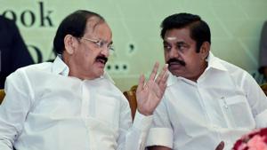 Tamil Nadu CM Palaniswami, seen with Vice President M Venkiah Naidu, directed all district collectors and police to take strict against those who charge heavy interest.(PTI) Tamil Nadu CM Palaniswami, seen with Vice President M Venkiah Naidu, directed all district collectors and police to take strict against those who charge heavy interest.(PTI)