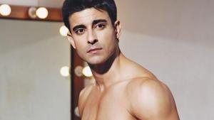 Rode makes sure he works on his abs everyday.(Courtesy www.iamgautamrode.com) Rode makes sure he works on his abs everyday.(Courtesy www.iamgautamrode.com)