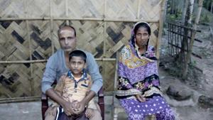 Kismat Ali with son Isfan, 7, and wife Sajeda Begum.(HT Photo) Kismat Ali with son Isfan, 7, and wife Sajeda Begum.(HT Photo)