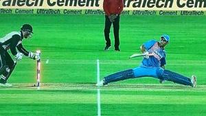 MS Dhoni in action during the 2nd T20 between India and New Zealand in Rajkot.(Twitter) MS Dhoni in action during the 2nd T20 between India and New Zealand in Rajkot.(Twitter)