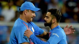 Virat Kohli’s Indian cricket team have remained unbeaten in a series at home across formats since 2015 and Dav Whatmore, the former coach of the Sri Lankan cricket team, believes that Kohli’s partnership with Ravi Shastri will help them sustain the dominance.(PTI) Virat Kohli’s Indian cricket team have remained unbeaten in a series at home across formats since 2015 and Dav Whatmore, the former coach of the Sri Lankan cricket team, believes that Kohli’s partnership with Ravi Shastri will help them sustain the dominance.(PTI)