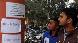 Aspirants for government job interview in Jalandhar on Monday(HT Photo) Aspirants for government job interview in Jalandhar on Monday(HT Photo)