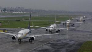 At the Mumbai airport, 4.91 out of 5 passengers said they felt safe, and 4.89 people said they were happy with the thoroughness of security inspection(HT File photo for representation) At the Mumbai airport, 4.91 out of 5 passengers said they felt safe, and 4.89 people said they were happy with the thoroughness of security inspection(HT File photo for representation)