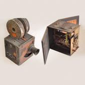Movie cameras used by Hiralal Sen, the first Indian to make films.(HT photo) Movie cameras used by Hiralal Sen, the first Indian to make films.(HT photo)