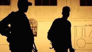 Two Jharkhand policemen were killed when a bomb they were defusing exploded accidentally.(File Photo) Two Jharkhand policemen were killed when a bomb they were defusing exploded accidentally.(File Photo)