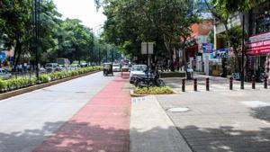 A cycle track created by PMC as part of Smart City project of the road connecting Bremon Square and Parihar Chowk, Aundh in Pune.(HT FILE PHOTO) A cycle track created by PMC as part of Smart City project of the road connecting Bremon Square and Parihar Chowk, Aundh in Pune.(HT FILE PHOTO)