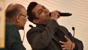 Hindi film superstar and philanthropist Salman Khan in conversation with Shekhar Gupta, chairman and editor-in-chief, The Print, at the Hindustan Times Leadership Summit in New Delhi on Thursday.(Sanchit Khanna / HT) Hindi film superstar and philanthropist Salman Khan in conversation with Shekhar Gupta, chairman and editor-in-chief, The Print, at the Hindustan Times Leadership Summit in New Delhi on Thursday.(Sanchit Khanna / HT)
