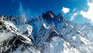 An aerial view of the Gangotri glacier.(Picture courtesy: DMMC) An aerial view of the Gangotri glacier.(Picture courtesy: DMMC)