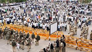 File Photo of farmers protesting during their Mahapadav (sit-in) demanding implementation of Swaminathan Commission Report in Bikaner.(PTI File Photo) File Photo of farmers protesting during their Mahapadav (sit-in) demanding implementation of Swaminathan Commission Report in Bikaner.(PTI File Photo)