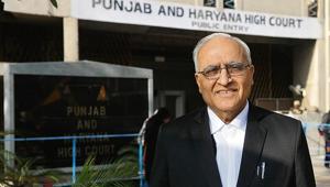 HC Arora, 66, embarked on his PIL journey in 2005 and has approached the courts on a wide gamut of issues.(Karun Sharma/HT) HC Arora, 66, embarked on his PIL journey in 2005 and has approached the courts on a wide gamut of issues.(Karun Sharma/HT)