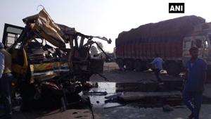 The DPS Indore bus that hit a truck at Kanadiya bypass in the city on Friday.(ANI) The DPS Indore bus that hit a truck at Kanadiya bypass in the city on Friday.(ANI)