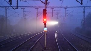 The GPS-based fog safe device was introduced in 2010. It has been made available in all Northern Railway trains this winter.(Sanchit Khanna/HT Photo) The GPS-based fog safe device was introduced in 2010. It has been made available in all Northern Railway trains this winter.(Sanchit Khanna/HT Photo)