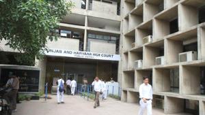 An agitation occurred in the Punjab and Haryana high court in 2004 when 25 judges allegedly went on casual leave. (HT file photo) An agitation occurred in the Punjab and Haryana high court in 2004 when 25 judges allegedly went on casual leave. (HT file photo)