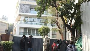 ED raided on Saturday properties of Karti Chidambaram in New Delhi.(Sonu Mehta/HT Photo) ED raided on Saturday properties of Karti Chidambaram in New Delhi.(Sonu Mehta/HT Photo)