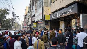 The North Delhi Municipal Corporation sealed 85 shops and establishments in New Rajinder Nagar, Paharganj and Malka Ganj.(HT Photo) The North Delhi Municipal Corporation sealed 85 shops and establishments in New Rajinder Nagar, Paharganj and Malka Ganj.(HT Photo)