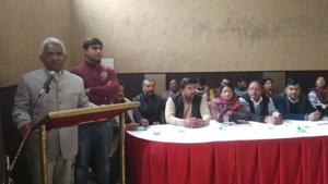 Madan Kaushik addresses BJP supporters regarding the high command’s plan for fund collection on Saturday.(HT PHOTO) Madan Kaushik addresses BJP supporters regarding the high command’s plan for fund collection on Saturday.(HT PHOTO)