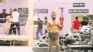 Actor Vineet Kumar Singh flipped tyres to get fit for his role as a boxer in Mukkabaaz. Actor Vineet Kumar Singh flipped tyres to get fit for his role as a boxer in Mukkabaaz.