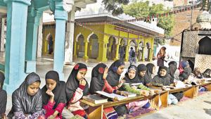 Girls reading Quran at the dargah of 14th century Sufi saint, Khwaja Nasiruddin Mehmood Chirag Dehlavi, at Chirag Delhi in New Delhi.(Sanchit Khanna/HT PHOTO) Girls reading Quran at the dargah of 14th century Sufi saint, Khwaja Nasiruddin Mehmood Chirag Dehlavi, at Chirag Delhi in New Delhi.(Sanchit Khanna/HT PHOTO)