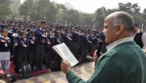 Deputy chief minister Manish Sisodia, who also holds the finance portfolio, said that the state’s share in central taxes had remained stagnant since Rs 325 crore since 2001.(Burhaan Kinu/HT PHOTO) Deputy chief minister Manish Sisodia, who also holds the finance portfolio, said that the state’s share in central taxes had remained stagnant since Rs 325 crore since 2001.(Burhaan Kinu/HT PHOTO)