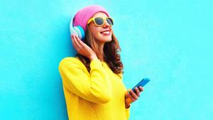 As it becomes increasingly difficult to find time to sit in one place for extended periods of time to read a book, the habit of listening to something — such as audiobooks and podcasts — while commuting, driving, or doing other work around the house, appears to be here to stay(Getty Images/iStockphoto) As it becomes increasingly difficult to find time to sit in one place for extended periods of time to read a book, the habit of listening to something — such as audiobooks and podcasts — while commuting, driving, or doing other work around the house, appears to be here to stay(Getty Images/iStockphoto)