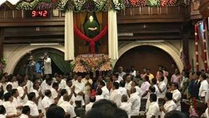 The seven feet tall portrait shows Jayalithaa in her trademark green sari, staring down at the Opposition benches.(ANI Photo) The seven feet tall portrait shows Jayalithaa in her trademark green sari, staring down at the Opposition benches.(ANI Photo)