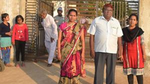 Shankarlal Verma with his two daughters at Gayatri Chetna Centre in Jalpali, Rajasthan.(Prabhakar Sharma/HT Photo) Shankarlal Verma with his two daughters at Gayatri Chetna Centre in Jalpali, Rajasthan.(Prabhakar Sharma/HT Photo)