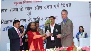 Guests being felicitated at the two-day seminar on rejuvenation of water resources in Uttarakhand.(HT Photo) Guests being felicitated at the two-day seminar on rejuvenation of water resources in Uttarakhand.(HT Photo)