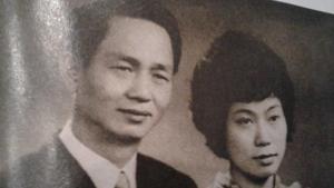 (R) Monica Liu with her husband. Liu, an Indian Chinese, is one of the most successful restauranteurs of Kolkata.(Photo courtesy: Monica Liu) (R) Monica Liu with her husband. Liu, an Indian Chinese, is one of the most successful restauranteurs of Kolkata.(Photo courtesy: Monica Liu)