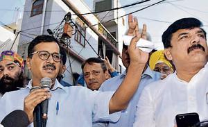 Delhi Chief Minister Arvind Kejriwal addresses a public meeting at Amar Colony Market in New Delhi on Friday.(PTI) Delhi Chief Minister Arvind Kejriwal addresses a public meeting at Amar Colony Market in New Delhi on Friday.(PTI)