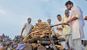 Vishwajeet Kadam, son of Late Patangrao Kadam and Maharastra State Youth Congress president during funeral at village Vangi in Sangli.(Uday Deolekar/Hindustan Times) Vishwajeet Kadam, son of Late Patangrao Kadam and Maharastra State Youth Congress president during funeral at village Vangi in Sangli.(Uday Deolekar/Hindustan Times)