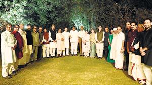 Congress president Rahul Gandhi and other leaders during a dinner hosted by Sonia Gandhi, March 13(Hindustan Times) Congress president Rahul Gandhi and other leaders during a dinner hosted by Sonia Gandhi, March 13(Hindustan Times)
