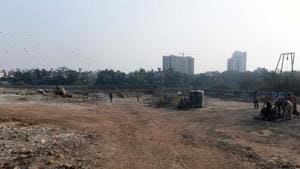 Land of Raheja builder near Salim Ali Bird Sanctuary at Yerwada in Pune on Thursday.(Pratham Gokhale/HT PHOTO) Land of Raheja builder near Salim Ali Bird Sanctuary at Yerwada in Pune on Thursday.(Pratham Gokhale/HT PHOTO)