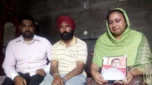 Wife Amarjeet Kaur and other family members of Gobinder Singh, a native of Murar village of Kapurthala district, mourn his death following confirmation by Sushma Swaraj that he had been killed in Iraq, on Tuesday.(HT Photo) Wife Amarjeet Kaur and other family members of Gobinder Singh, a native of Murar village of Kapurthala district, mourn his death following confirmation by Sushma Swaraj that he had been killed in Iraq, on Tuesday.(HT Photo)