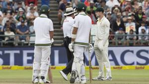 Australia cricketers confessed to ball tampering in a desperate plot hatched by the team's leaders as they saw the match slipping away vs South Africa.(AP) Australia cricketers confessed to ball tampering in a desperate plot hatched by the team's leaders as they saw the match slipping away vs South Africa.(AP)