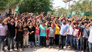 Students of Central University of Punjab, Bathinda against an associate professor for allegedly casting aspersions on the character of a girl student of the campus, on Tuesday.(Sanjeev Kumar/HT) Students of Central University of Punjab, Bathinda against an associate professor for allegedly casting aspersions on the character of a girl student of the campus, on Tuesday.(Sanjeev Kumar/HT)