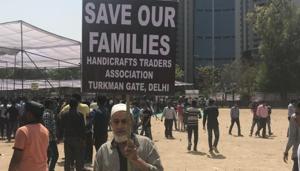M Rasik, a 71-year-old trader from Turkman Gate, says: “I work in a small handicrafts shop. If it shuts down, what will I eat? No government cares about the poor.”(Ritam Halder / HT) M Rasik, a 71-year-old trader from Turkman Gate, says: “I work in a small handicrafts shop. If it shuts down, what will I eat? No government cares about the poor.”(Ritam Halder / HT)