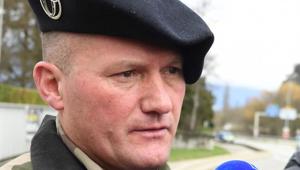 The Chief of Staff of the 27th Mountain Infantry Brigade, Alain Didier, speaks to journalists in front of the main entrance to the 7th CBA de Reynies mountain infantry military barracks in Varces-Allieres-et-Risset on March 29 after a man tried to ram his car into soldiers jogging nearby.(AFP Photo) The Chief of Staff of the 27th Mountain Infantry Brigade, Alain Didier, speaks to journalists in front of the main entrance to the 7th CBA de Reynies mountain infantry military barracks in Varces-Allieres-et-Risset on March 29 after a man tried to ram his car into soldiers jogging nearby.(AFP Photo)