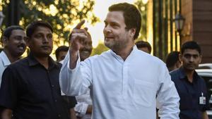 Congress president Rahul Gandhi talks to the mediapersons outside Rashtrapati Bhavan after a party delegation submitted a memorandum to President Ram Nath Kovind in New Delhi, on Wednesday.(PTI) Congress president Rahul Gandhi talks to the mediapersons outside Rashtrapati Bhavan after a party delegation submitted a memorandum to President Ram Nath Kovind in New Delhi, on Wednesday.(PTI)