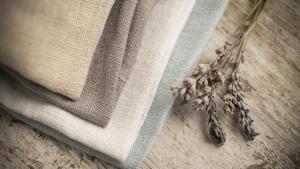 Fabrics like cotton, muslin, chanderi silk, georgette and linen are perfect for summer.(Shutterstock) Fabrics like cotton, muslin, chanderi silk, georgette and linen are perfect for summer.(Shutterstock)