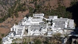 Shrine board official said around 15,000 to 20,000 pilgrims were stranded at the Katra base camp on Friday.(HT FIle) Shrine board official said around 15,000 to 20,000 pilgrims were stranded at the Katra base camp on Friday.(HT FIle)