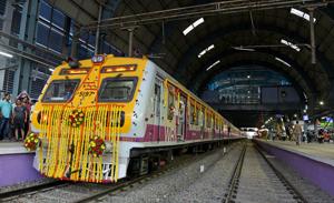 Railway minister Piyush Goyal had inaugurated the Andheri-Goregaon Harbour line section on Thursday.(SATYABRATA TRIPATHY/HT) Railway minister Piyush Goyal had inaugurated the Andheri-Goregaon Harbour line section on Thursday.(SATYABRATA TRIPATHY/HT)