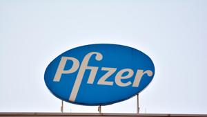 Pfizer also signalled it could sell its consumer healthcare business, which includes popular over-the-counter products such as the anti-inflammatory drug Advil, multivitamin Centrum and the ubiquitous ChapStick lip balm.(Shutterstock) Pfizer also signalled it could sell its consumer healthcare business, which includes popular over-the-counter products such as the anti-inflammatory drug Advil, multivitamin Centrum and the ubiquitous ChapStick lip balm.(Shutterstock)