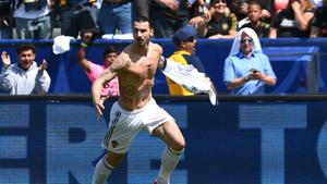 Zlatan Ibrahimovic scored an injury-time winner as the Los Angeles Galaxy fought back from three goals down to beat Los Angeles FC 4-3.(AFP) Zlatan Ibrahimovic scored an injury-time winner as the Los Angeles Galaxy fought back from three goals down to beat Los Angeles FC 4-3.(AFP)