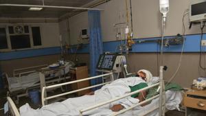 The brothers are undergoing treatment in ICU of a Ghaziabad hospital.(Sakib Ali/HT Photo) The brothers are undergoing treatment in ICU of a Ghaziabad hospital.(Sakib Ali/HT Photo)